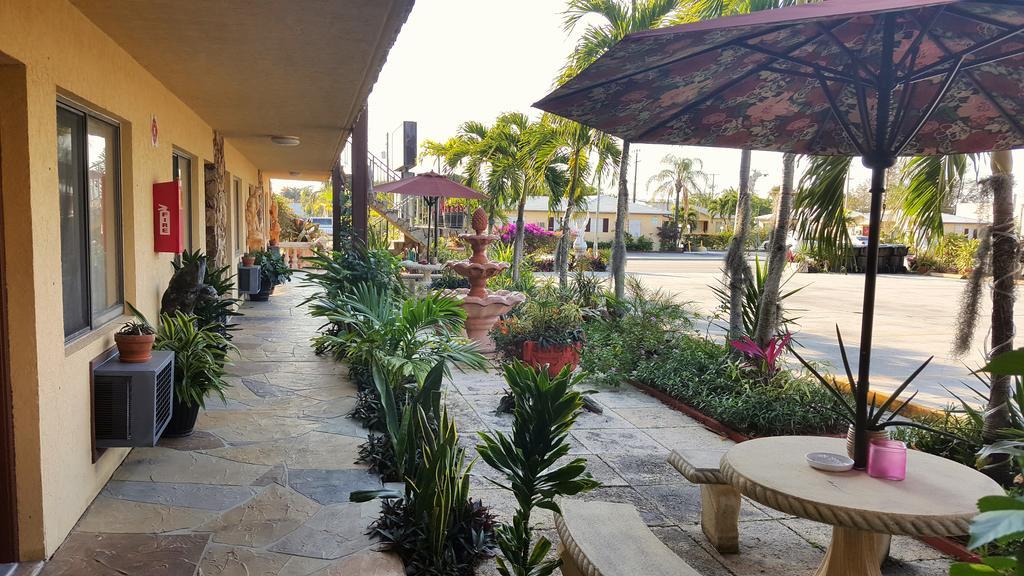 Lago Motor Inn Lake Worth Beach Extérieur photo